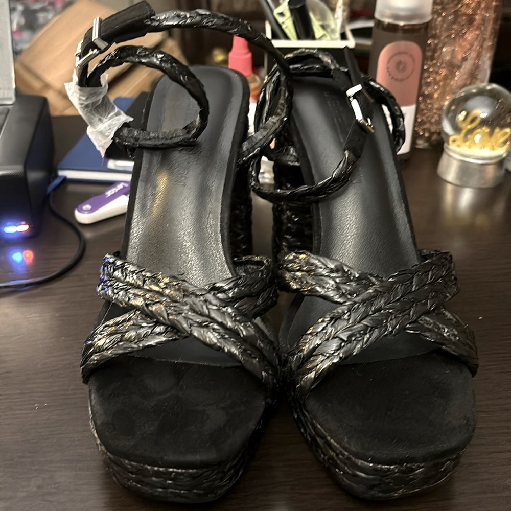 Gabrielle Union🛍️ Summer Black Heels🎊 Black 10
NEW🐝